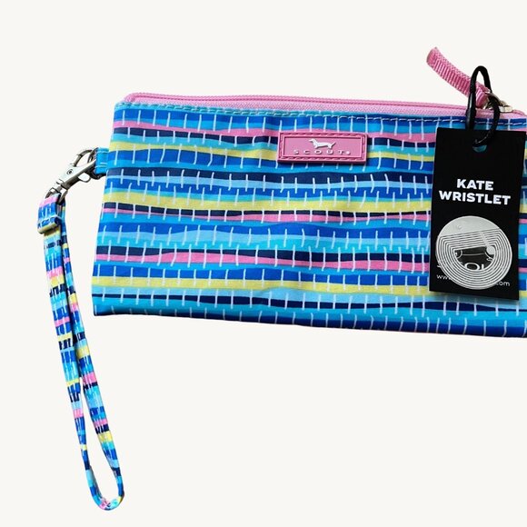 SCOUT Kate Wristlet Lightweight Water-Resistant Clutch Wallet with Strap NWT - Picture 3 of 9